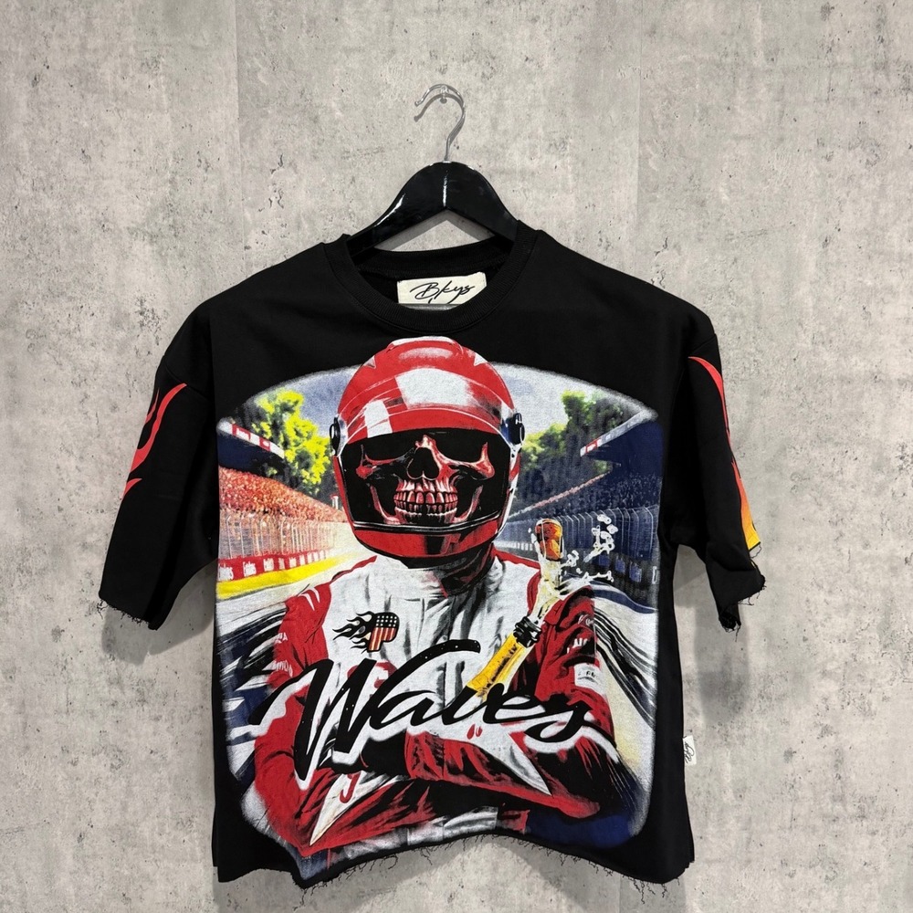 BKYS Mens Racing Skull Graphic T-Shirt Black Distressed Raw Hem Size Small T1356